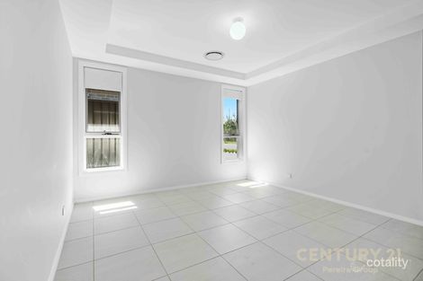 Property photo of 15 Egan Crescent Cobbitty NSW 2570