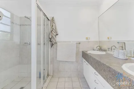 Property photo of 9 The Estuary Coombabah QLD 4216