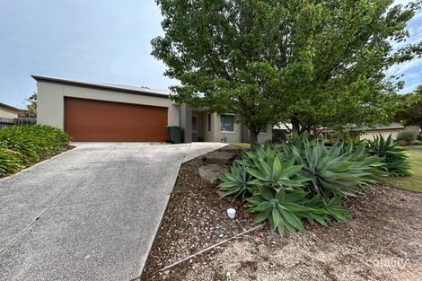 9 Sunview Ct, Sunbury, VIC 3429