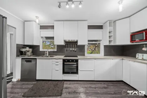 Property photo of 11 Crestbrook Street Seven Hills NSW 2147