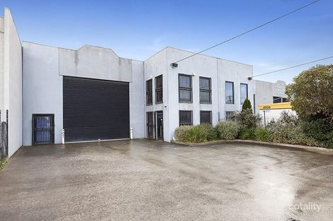 192 Holt Pde, Thomastown, VIC 3074