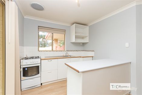 Property photo of 6 St Laurent Close Greenfields WA 6210