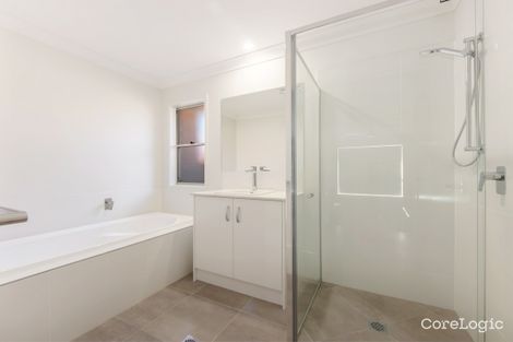 Property photo of 25A Crown Street Silkstone QLD 4304
