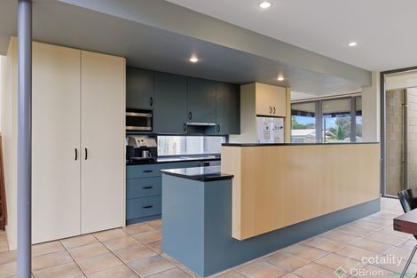 Property photo of 2 Seymour Place Cowes VIC 3922