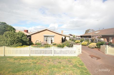 7 Trenton Pde, St Albans Park, VIC 3219