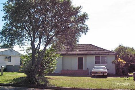 17 Montrose Ave, Fairfield East, NSW 2165