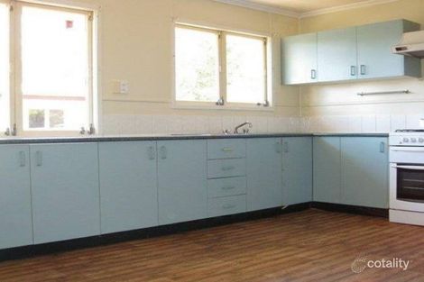Property photo of 37 Crosshill Street Leichhardt QLD 4305