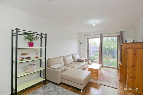 Property photo of 6/7 Loveday Crescent Casey ACT 2913