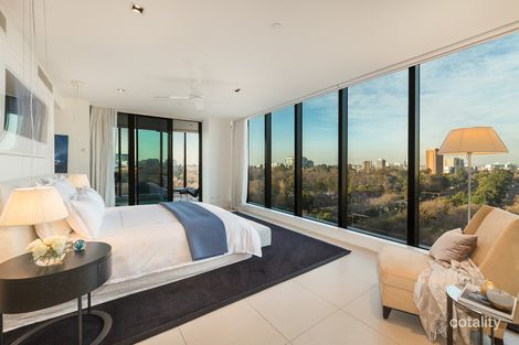 Property photo of 1401/279 Wellington Parade South East Melbourne VIC 3002