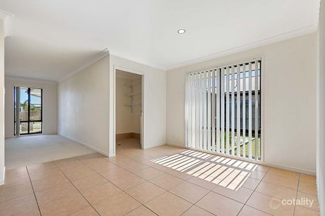 Property photo of 4 Endeavour Way Eli Waters QLD 4655