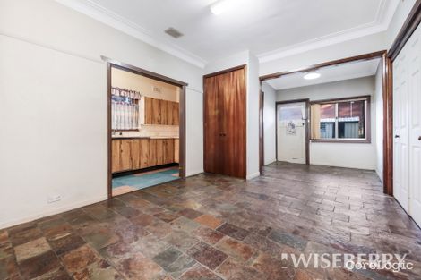 Property photo of 11 Clarendon Road Peakhurst NSW 2210