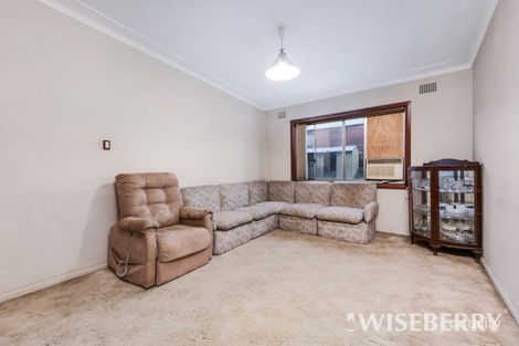 Property photo of 11 Clarendon Road Peakhurst NSW 2210