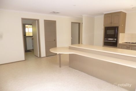 Property photo of 31 Greenwood Drive Carrum Downs VIC 3201