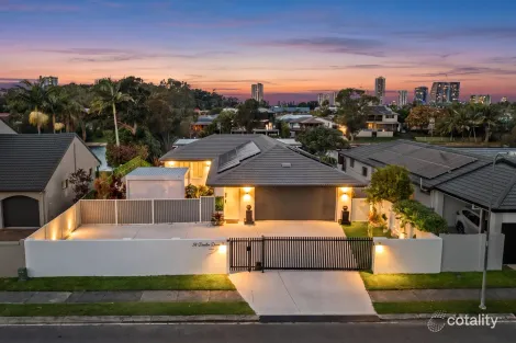 38 Dunlin Dr, Burleigh Waters, QLD 4220