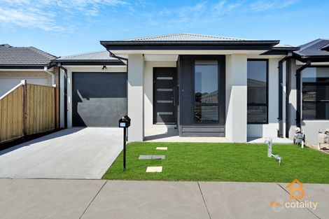 39 Derrimut St, Rockbank, VIC 3335