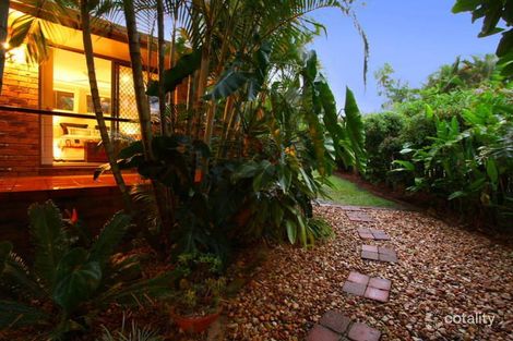 Property photo of 3 Cowry Place Helensvale QLD 4212