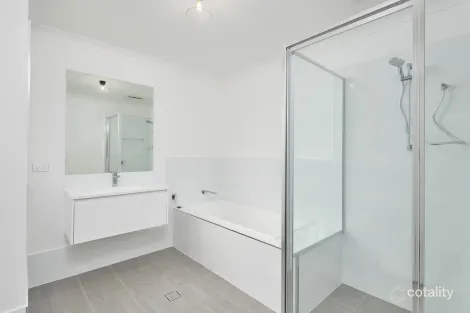 Property photo of 89 Bradman Drive Boorooma NSW 2650