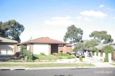 Property photo of 8 Zachary Hicks Crescent Endeavour Hills VIC 3802