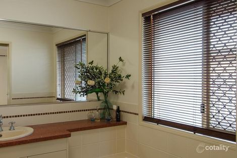 Property photo of 23 Culloden Place Beaconsfield QLD 4740