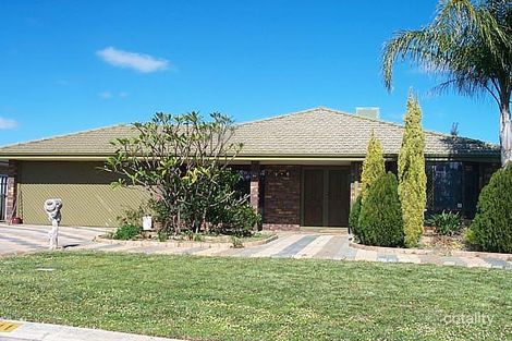 11 Margate Pl, Marangaroo, WA 6064