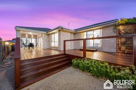 Property photo of 16 Chiara Court Brown Hill VIC 3350