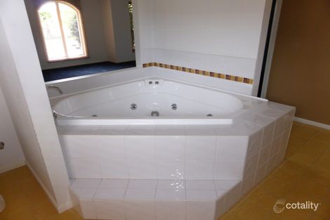 Property photo of 7 Cj Dennis Place Point Cook VIC 3030
