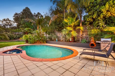 Property photo of 5 Honey Myrtle Rise Eltham North VIC 3095