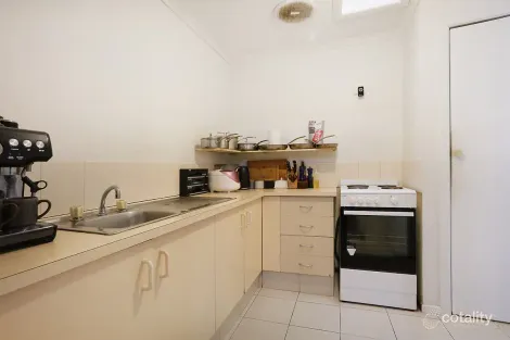 Property photo of 2/233 Central Street Labrador QLD 4215