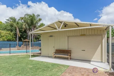 Property photo of 15 Ravenscroft Way Kelmscott WA 6111