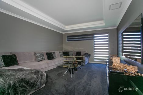 Property photo of 10 Jardins Grove Landsdale WA 6065
