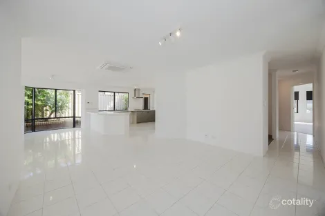 Property photo of 24 Pembury Way Butler WA 6036