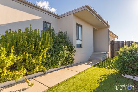 17 Eric De Salis St, Macgregor, ACT 2615