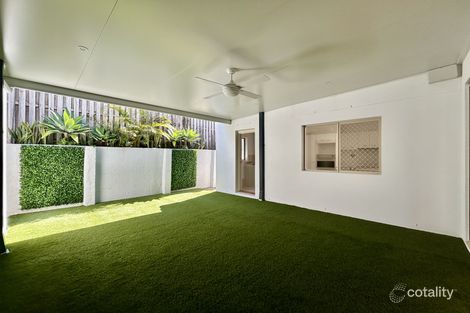 Property photo of 1/33 Bayswater Avenue Varsity Lakes QLD 4227