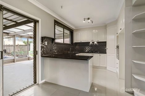 Property photo of 14 Maryrose Crescent Endeavour Hills VIC 3802