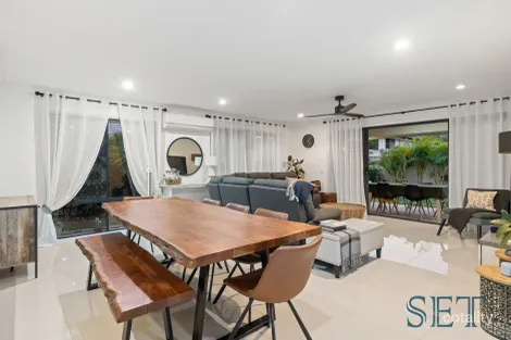 Property photo of 45 Allison Drive Kallangur QLD 4503