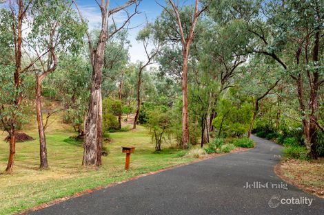 33 Kruses Rd, North Warrandyte, VIC 3113