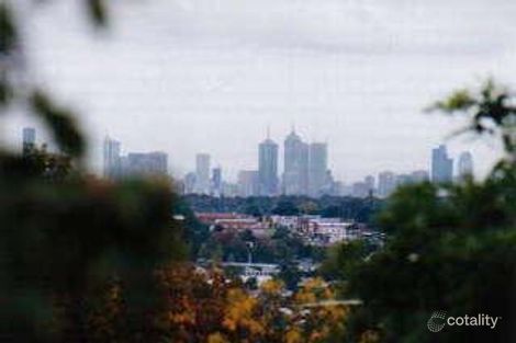 Property photo of 19 Cratloe Road Mount Waverley VIC 3149