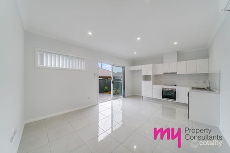 18 Atlantis Cres, Gregory Hills, NSW 2557