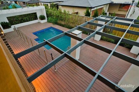Property photo of 44 De Havilland Circuit Williams Landing VIC 3027