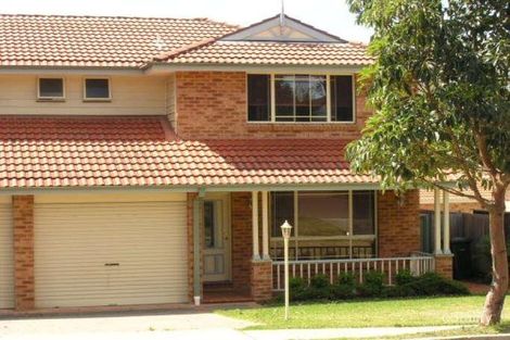 2/39 Burrabogee Rd, Pendle Hill, NSW 2145