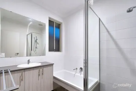 Property photo of 13 Fernleaf Loop Piara Waters WA 6112