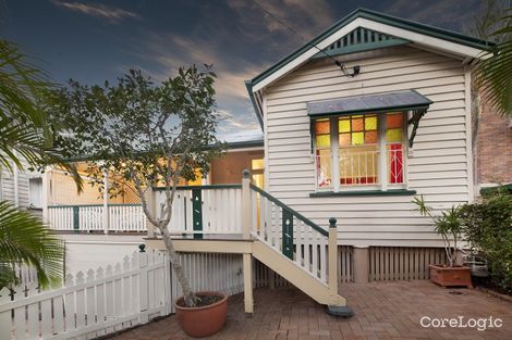 Property photo of 16 Rockbourne Terrace Paddington QLD 4064