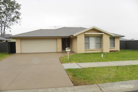 20 Salamander Rd, Wadalba, NSW 2259