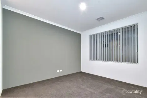 Property photo of 13 Fernleaf Loop Piara Waters WA 6112