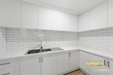 Property photo of 2B Kinnane Crescent Sunshine VIC 3020