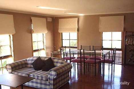 Property photo of 6 Phoebe Court St Helena VIC 3088