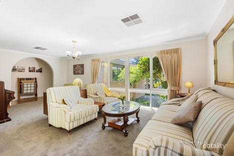 Property photo of 4 Watling Terrace Doncaster East VIC 3109