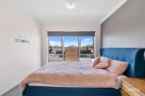 Property photo of 74 Mangles Drive Ellenbrook WA 6069