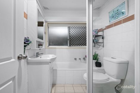 Property photo of 14 Mantalini Street Ambarvale NSW 2560