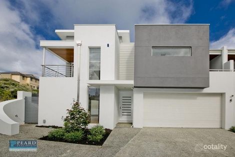 6a Pearl Pde, Scarborough, WA 6019